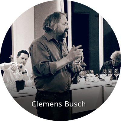 Clemens Busch presenteert