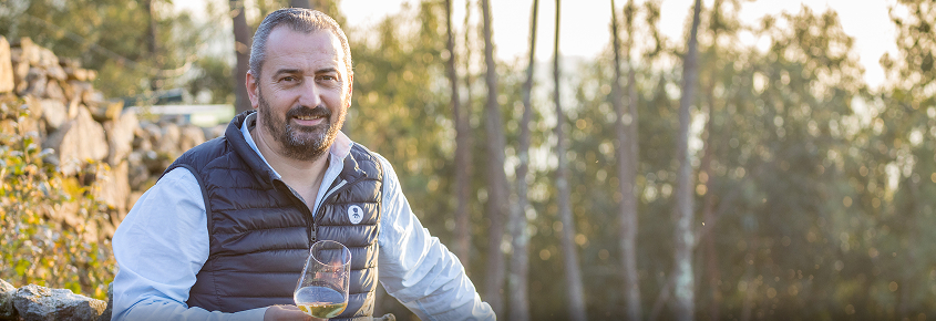 Rodrigo Méndez verkozen tot Rías Baixas Wijnmaker van het Jaar 2025